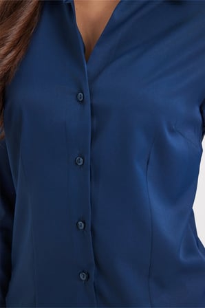 Kadın Slim Fit Dar Kesim Pensli Vucüda Oturan Klasik Yaka Uzun Kollu Likralı Lacivert Gömlek