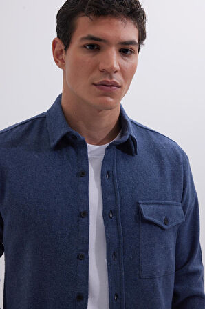 Erkek Slim Fit Tek Cep Kapaklı Düz Oduncu Spor İndigo Gömlek