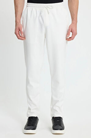 Erkek Regular Fit Klasik Kesim Beli Lastikli Bağcıklı Koyu Beyaz Jogger Pantolon