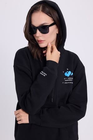 Kadın Oversize Geniş Kesim Pamuklu Yumuşak Dokulu İçi Polarlı Baskılı Siyah Kapüşonlu Sweatshirt