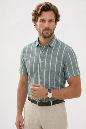 Erkek Regular Fit Klasik Kesim Oversize %100 Pamuk Tek Cepli Çizgili Kısa Kollu Koyu Yeşil Gömlek