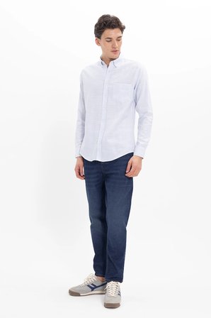 Erkek Slim Fit Dar Kesim %100 Pamuk Düğmeli Yaka Çizgili Uzun Kollu Cepli Keten Efektli Mavi Gömlek