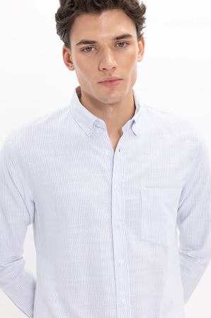 Erkek Slim Fit Dar Kesim %100 Pamuk Düğmeli Yaka Çizgili Uzun Kollu Cepli Keten Efektli Mavi Gömlek