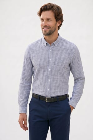Erkek Slim Fit Dar Kesim %100 Pamuk Düğmeli Yaka Çizgili Uzun Kollu Cepli Keten Lacivert Gömlek