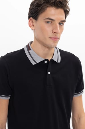 Erkek Slim Fit Dar Kesim %100 Pamuk Düz Pike Yaka ve Kol Detaylı Siyah Polo Yaka Tişört