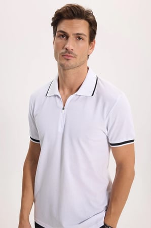 Erkek Slim Fit Dar Kesim %100 Pamuk Jakarlı Düz Yaka ve Kol Detaylı Beyaz Polo Yaka Tişört