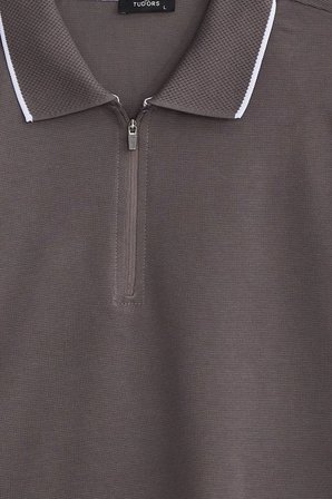 Erkek Slim Fit Dar Kesim %100 Pamuk Jakarlı Düz Yaka ve Kol Detaylı Gri Polo Yaka Tişört