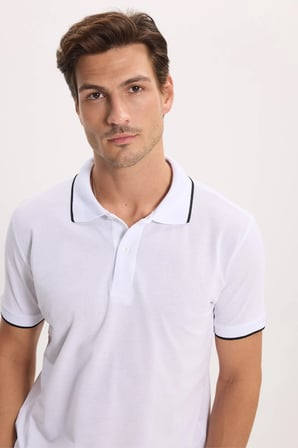 Erkek Regular Fit Rahat Kesim %100 Pamuk Kısa Kollu Çizgi Detaylı Beyaz Polo Yaka Tişört
