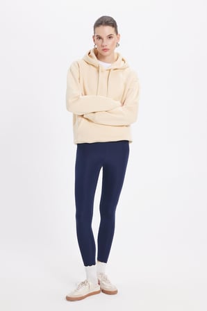 Kadın Oversize Geniş Kesim Pamuklu Yumuşak Dokulu İçi Polarlı Basic Bej Kapüşonlu Sweatshirt