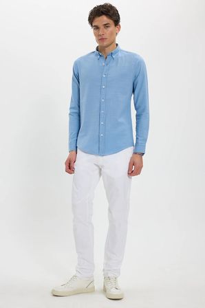 Erkek Slim Fit Dar Kesim %100 Pamuk Düğmeli Yaka Flam Keten Mavi Gömlek