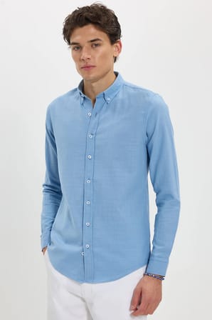 Erkek Slim Fit Dar Kesim %100 Pamuk Düğmeli Yaka Flam Keten Mavi Gömlek