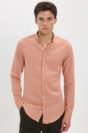 Erkek Slim Fit Dar Kesim %100 Pamuk Düğmeli Yaka Flam Keten Turuncu Gömlek