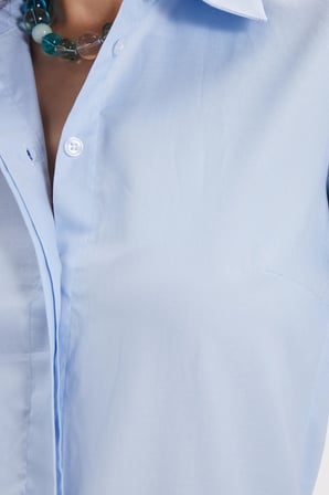 Kadın Slim Fit Dar Kesim %100 Pamuk Spor Yaka Gizli Pat Uzun Kollu Düz Oxford Leke Tutmaz Mavi Gömlek