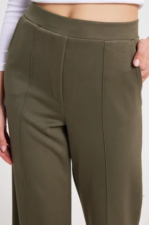 Kadın Relax Fit Rahat Kesim Modal Kumaş Yüksel Bel Geniş Paça Koyu Haki Pantolon