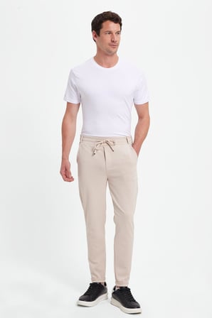 Erkek Slim Fit Pamuklu Beli Bağlamalı Yan Cepli Katlamalı Paça Jogger Bej Pantolon