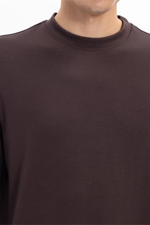 Erkek Standart Fit Normal Kesim Uzun Kollu Ekstra Soft Modal Kumaş Bisiklet Yaka Kahverengi Sweatshirt