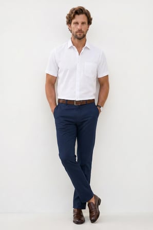 Erkek Regular Fit Klasik Kesim Pamuklu Kısa Kollu Armürlü Beyaz Gömlek