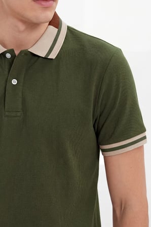 Erkek Slim Fit Dar Kesim %100 Pamuk Düz Pike Yaka ve Kol Detaylı Haki Polo Yaka Tişört