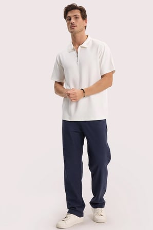 Erkek Regular Fit Rahat Kesim Ekstra Soft Modal Kumaş Kısa Kollu Yarım Fermuarlı Beyaz Polo Yaka Tişört