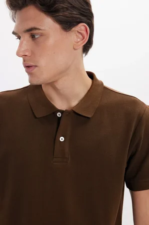 Erkek Slim Fit Dar Kesim %100 Pamuk Kısa Kollu Polo Yaka Kahverengi Tişört