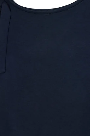 Kadın Slim Fit Dar Kesim Kısa Kollu Kayık Yaka Lacivert Bluz