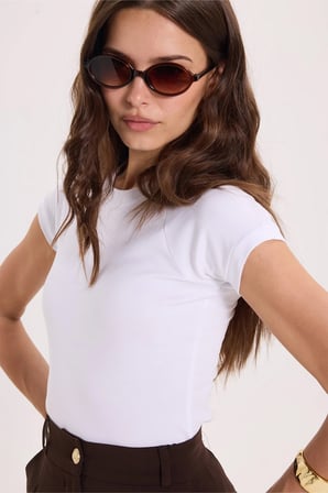 Kadın Slim Fit Dar Kesim Bisiklet Yaka Reglan Kol %100 Pamuk Beyaz Tişört Bluz