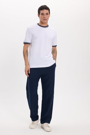 Erkek Regular Fit Rahat Kesim Bisiklet Yaka %100 Pamuk Beyaz Tişört