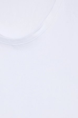 Kadın Slim Fit Dar Kesim Pamuklu Likralı Bisiklet Yaka Ay Kol Beyaz Tişört