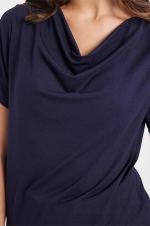 Kadın Oversize Rahat Kesim Asimetrik Yaka Kısa Kol Lacivert Viskon Bluz