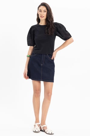 Kadın Slim Fit Dar Kesim %100 Pamuk Kısa Kollu Bisiklet Yaka Siyah Tişört
