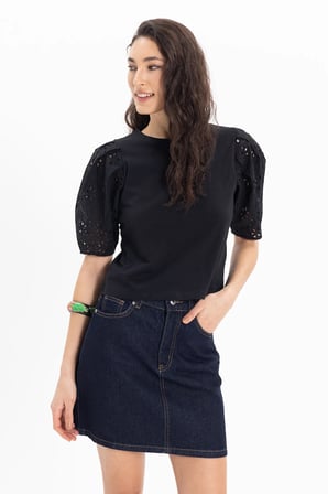 Kadın Slim Fit Dar Kesim %100 Pamuk Kısa Kollu Bisiklet Yaka Siyah Tişört