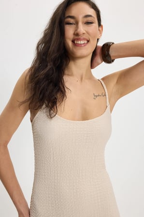 Kadın Slim Fit Vücuda Oturan Askılı Likralı Midi Boy Bej Elbise