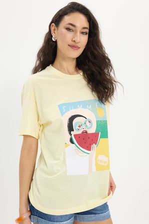 Kadın Oversize Geniş Kesim %100 Pamuk Bisiklet Yaka Kısa Kollu Baskılı Sarı Tişört