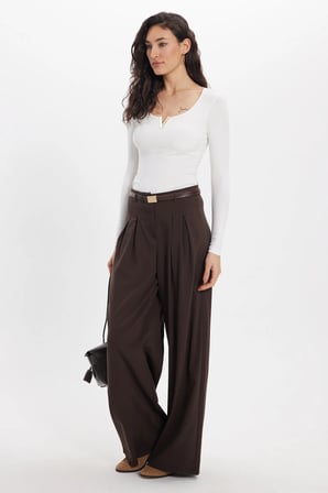 Kadın Slim Fit Dar Kesim Pamuklu Uzun Kollu V Yaka Ekru Tişört Bluz