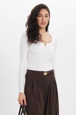 Kadın Slim Fit Dar Kesim Pamuklu Uzun Kollu V Yaka Ekru Tişört Bluz