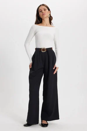 Kadın Slim Fit Dar Kesim Pamuklu Kayık Yaka Uzun Kollu Beyaz Bluz