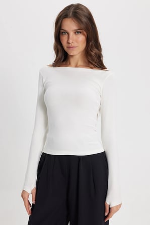 Kadın Slim Fit Dar Kesim Pamuklu Kayık Yaka Uzun Kollu Beyaz Bluz