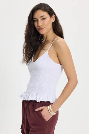 Kadın Slim Fit Dar Kesim %100 Pamuk Askılı  Büzgülü V Yaka Beyaz Bluz