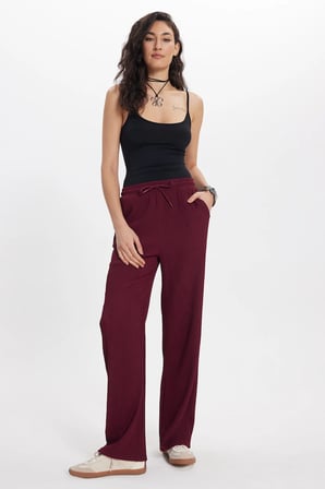 Kadın Slim Fit Dar Kesim Pamuklu Likralı İnce Askılı Siyah Atlet