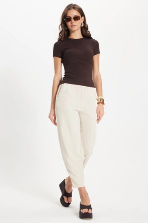 Kadın Slim Fit Dar Kesim Pamuklu Kısa Kollu Bisiklet Yaka Kahverengi Tişört