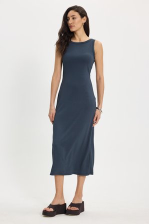 Kadın Slim Fit Dar Kesim Pamuklu Sıfır Kol Bisiklet Yaka İndigo Elbise