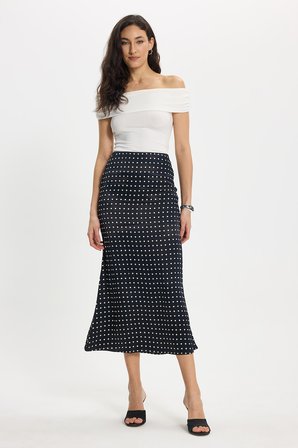 Kadın Slim Fit Dar Kesim Yüksek Bel Midi Boy Viskon Puantiyeli Siyah Etek