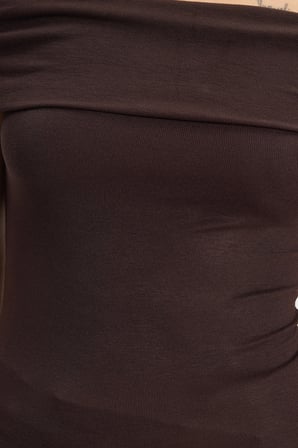 Kadın Slim Fit Dar Kesim Pamuklu Kayık Yaka Kısa Kollu Likralı Kahverengi Bluz