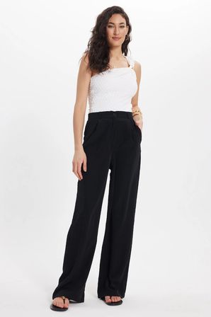 Kadın Relax Fit Rahat Kesim Düz Çift Cepli Siyah Pantolon