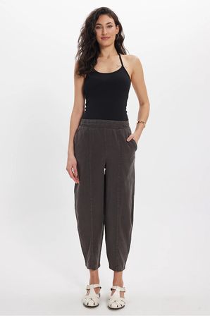 Kadın Relax Fit Rahat Kesim Beli Lastikli Yumuşak Dokulu Çift Cepli Kahverengi Pantolon