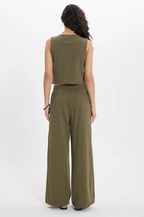 Kadın Slim Fit Dar Kesim %100 Pamuk V Yaka Çift Cepli Haki Yelek Pantolon Takım