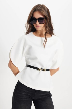 Kadın Slim Fit Dar Kesim Kol Detaylı İnce Kemerli Fermuarlı Beyaz Bluz