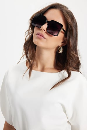 Kadın Slim Fit Dar Kesim Kol Detaylı İnce Kemerli Fermuarlı Beyaz Bluz