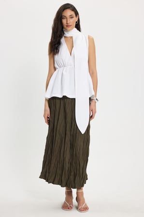 Kadın Normal Kesim Kruvaze Yaka Boyundan Bağlama Detaylı Beli Lastikli Kolsuz Ekru Bluz