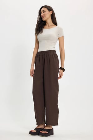Kadın Relax Fit Rahat Kesim Beli Lastikli Kahverengi Pantolon